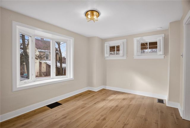 611 Montview St, Observatory Hill, PA 15214