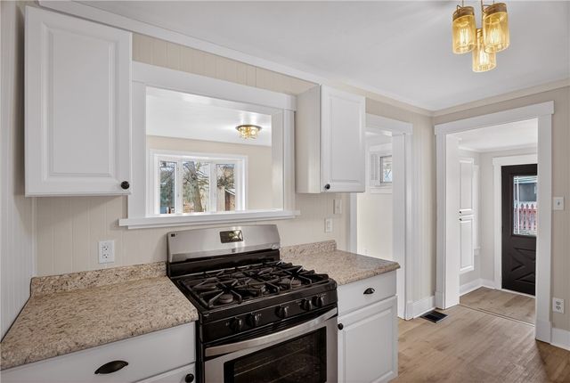 611 Montview St, Observatory Hill, PA 15214