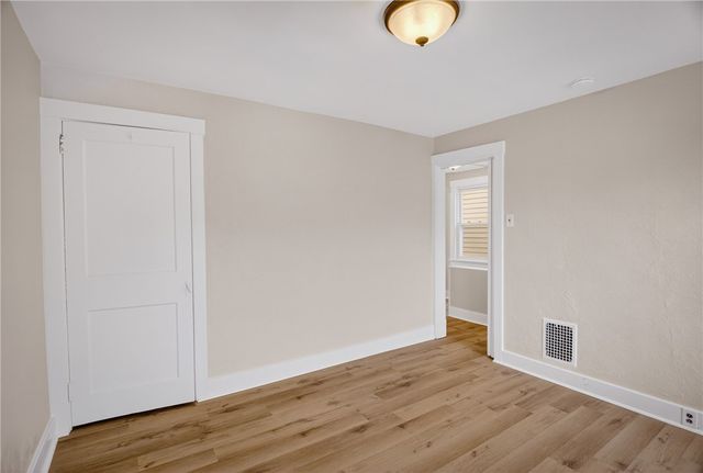 611 Montview St, Observatory Hill, PA 15214