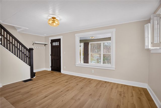 611 Montview St, Observatory Hill, PA 15214