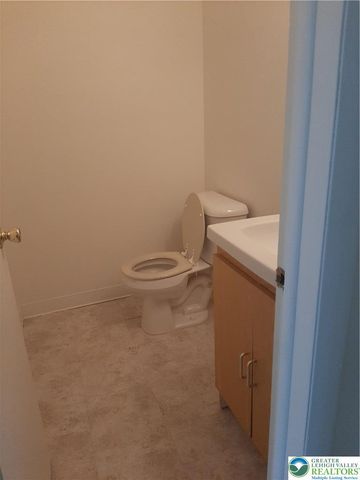 824 East 8Th Street East, Bethlehem City, PA 18015