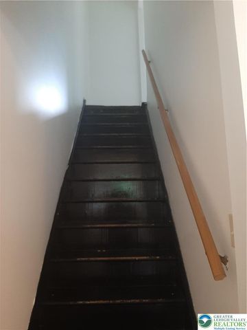 824 East 8Th Street East, Bethlehem City, PA 18015