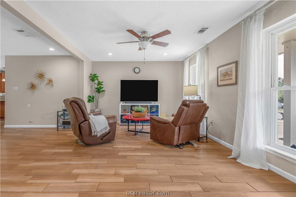 1204 Berkeley Street, College Station, TX 77840 — photo 5