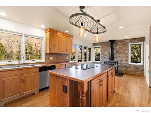 31 Kings Canyon Road, Bellvue, CO 80512