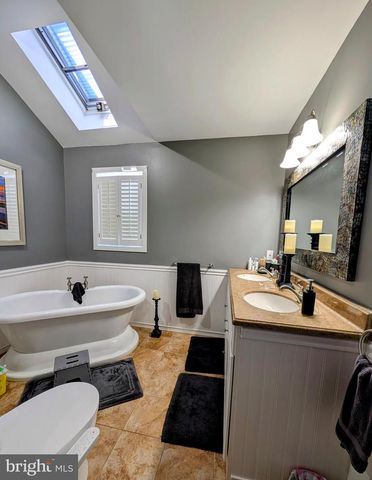 6 & 8 PIERCES POINT ROAD, Cape May Court House, NJ 08210