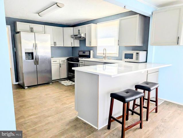 6 & 8 PIERCES POINT ROAD, Cape May Court House, NJ 08210