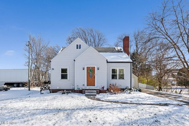 4722 Navarre Road SW, Canton, OH 44706