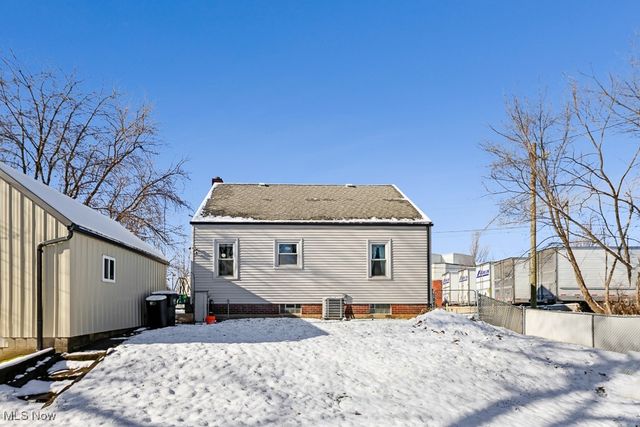 4722 Navarre Road SW, Canton, OH 44706