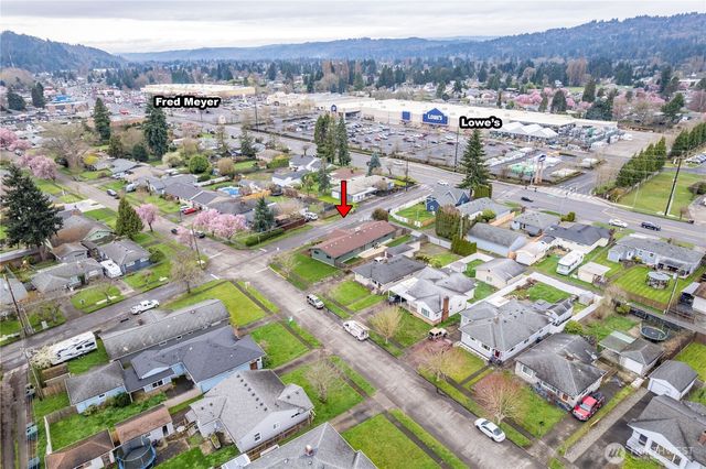 2106 28th, Longview, WA 98632