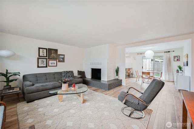 2106 28th, Longview, WA 98632