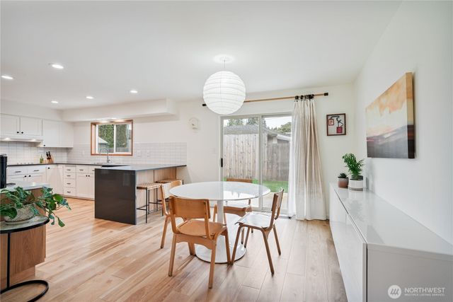 2106 28th, Longview, WA 98632