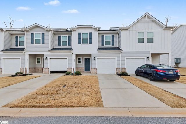 915 Yarn Way, Greer, SC 29651