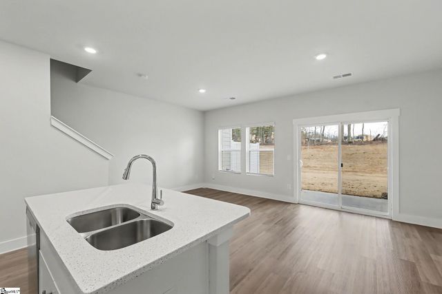 915 Yarn Way, Greer, SC 29651