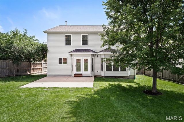 1131 Harwood Road, Des Peres, MO 63131