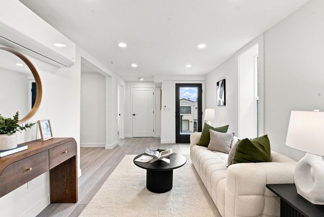 615 Mt Vernon Avenue, San Francisco, CA 94112
