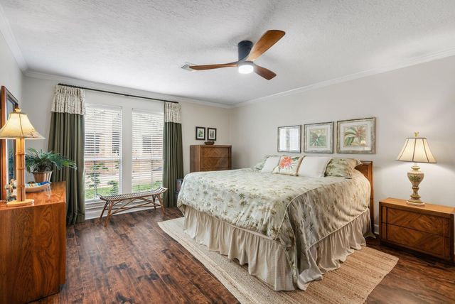 8342 Knurled Oak Lane, Spring, TX 77379