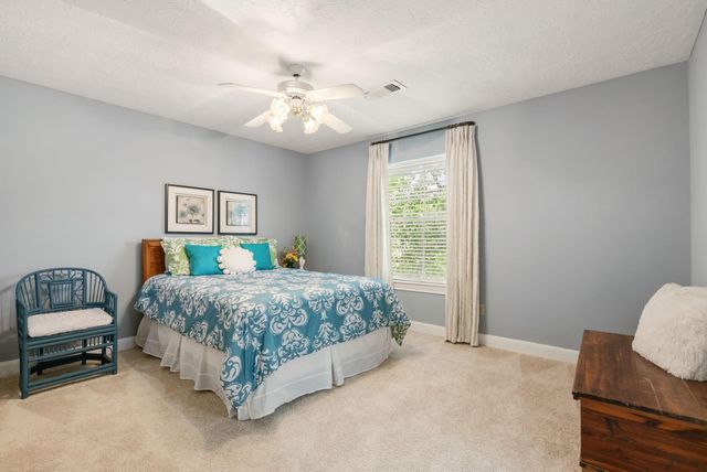 8342 Knurled Oak Lane, Spring, TX 77379