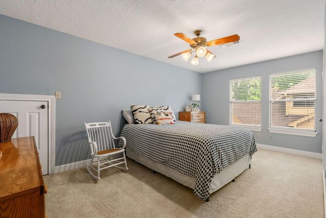 8342 Knurled Oak Lane, Spring, TX 77379