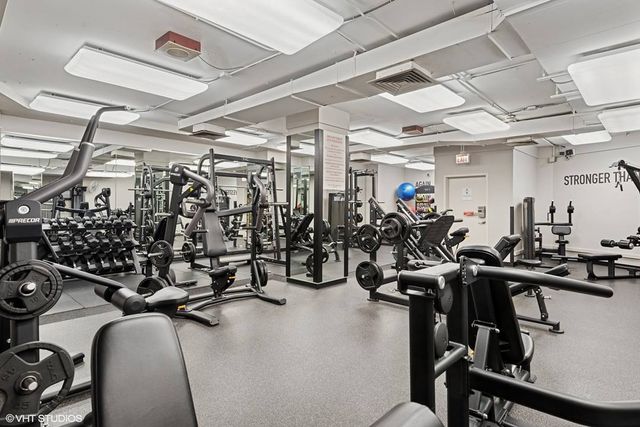 211 E Ohio Street 2211, Chicago, IL 60611