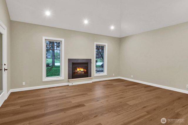 8784 Goshawk Road, Blaine, WA 98230