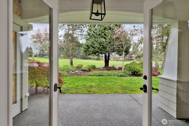 8784 Goshawk Road, Blaine, WA 98230