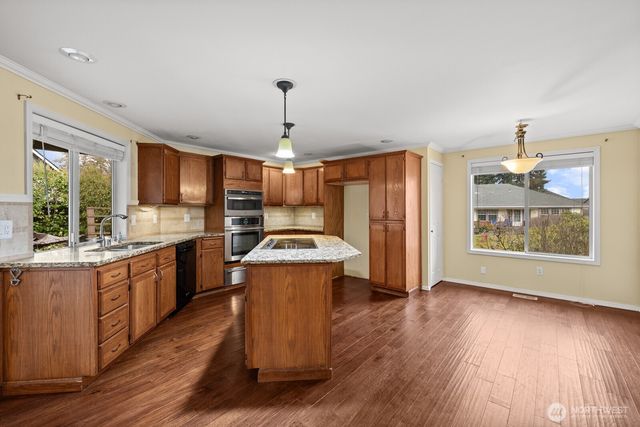 19210 106th Avenue Ct E, Graham, WA 98338