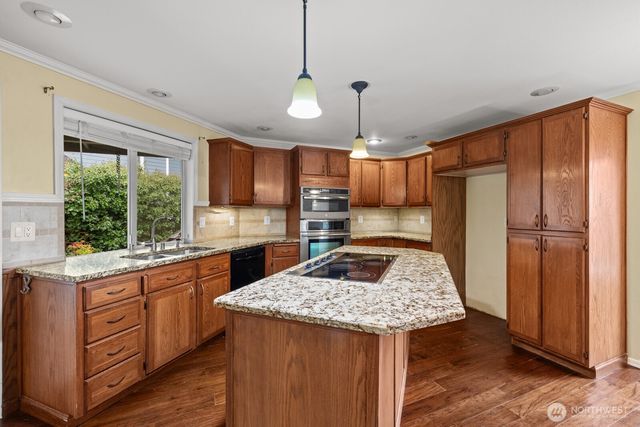 19210 106th Avenue Ct E, Graham, WA 98338