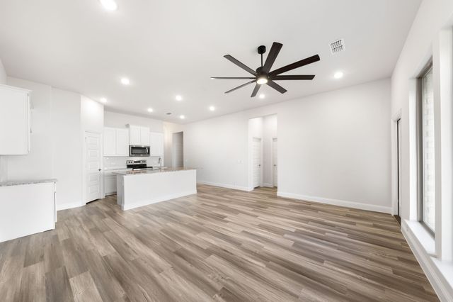 502 W 2nd Street, Venus, TX 76033