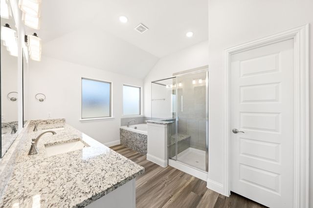 502 W 2nd Street, Venus, TX 76033