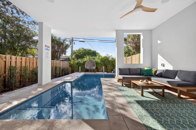 1121 NE 17th Avenue, Fort Lauderdale, FL 33304