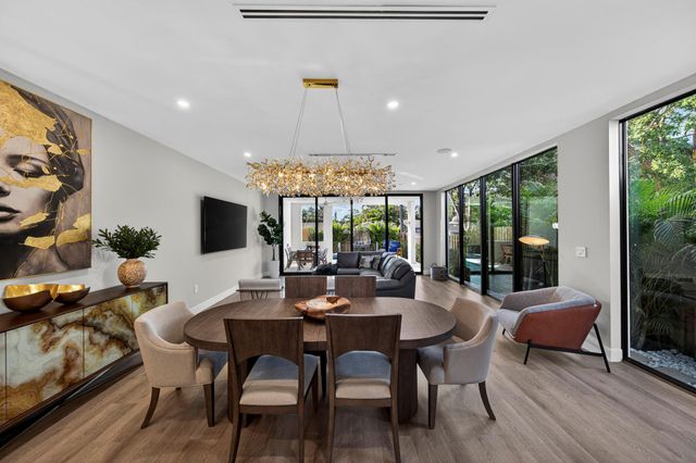 1121 NE 17th Avenue, Fort Lauderdale, FL 33304