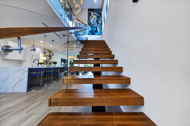 1121 NE 17th Avenue, Fort Lauderdale, FL 33304