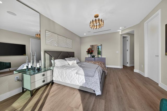 1121 NE 17th Avenue, Fort Lauderdale, FL 33304