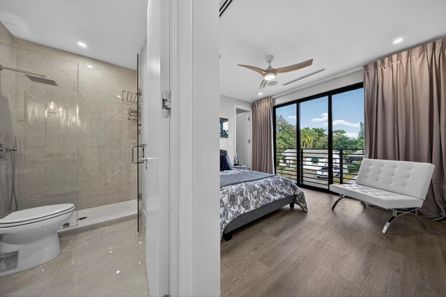 1121 NE 17th Avenue, Fort Lauderdale, FL 33304