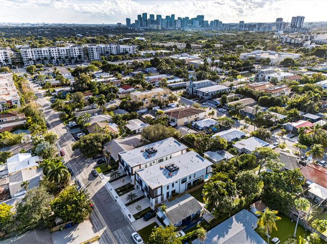 1121 NE 17th Avenue, Fort Lauderdale, FL 33304