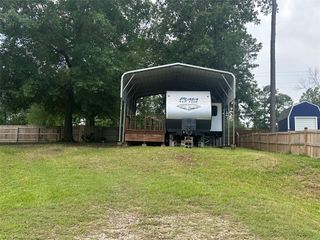 160 Canal Drive, Point Blank, TX 77364