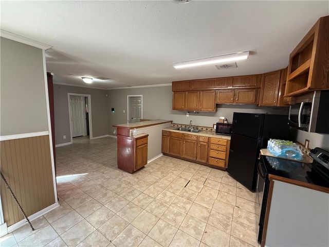 1046 Brock Dr, Corpus Christi, TX 78412