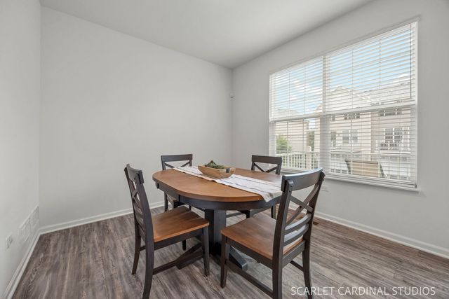 403 Shadow Court, Oswego, IL 60543