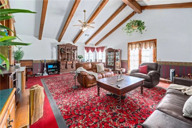 16872 Iris, Riverside, CA 92504
