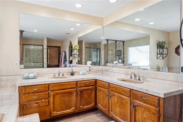 16872 Iris, Riverside, CA 92504