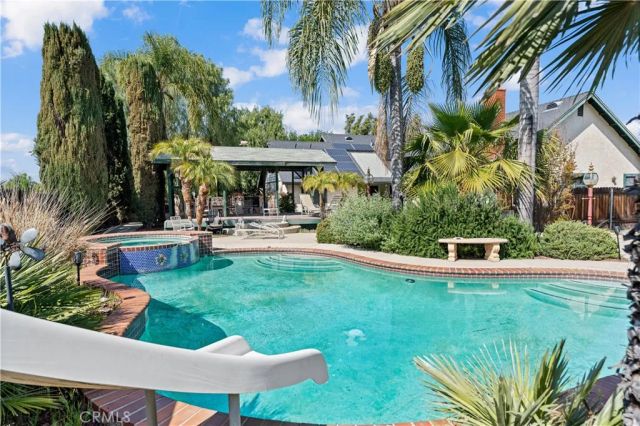16872 Iris, Riverside, CA 92504