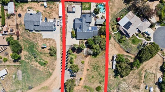 16872 Iris, Riverside, CA 92504