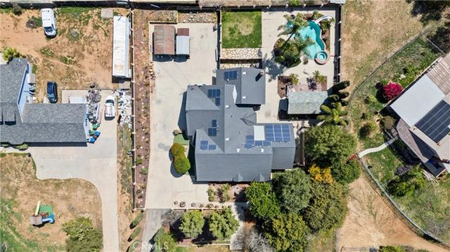16872 Iris, Riverside, CA 92504