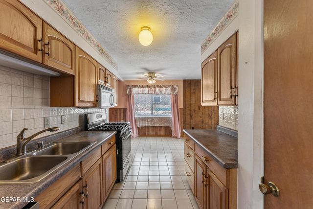 4749 TUMBLEWEED Avenue, El Paso, TX 79924