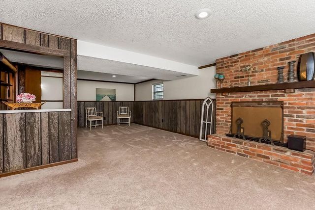 611 Kenneth Lane, Belton, MO 64012