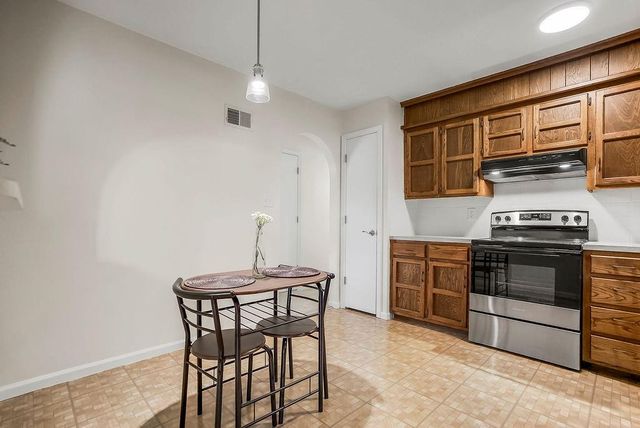 611 Kenneth Lane, Belton, MO 64012