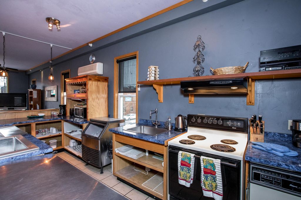 419 E 2nd Street, Whitefish, MT 59937 photo 49