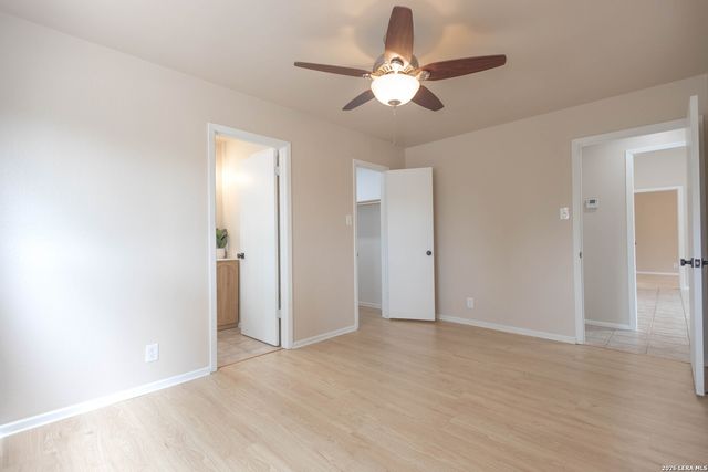 102 SPARROW HAWK TRL, Boerne, TX 78006