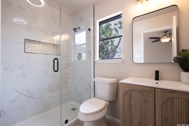 102 SPARROW HAWK TRL, Boerne, TX 78006