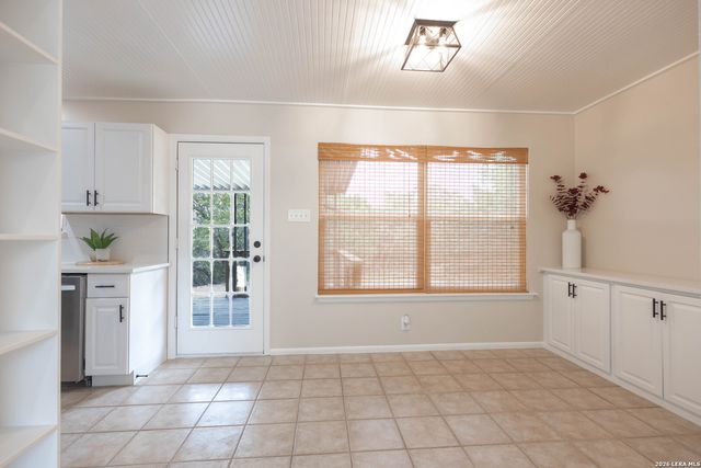102 SPARROW HAWK TRL, Boerne, TX 78006